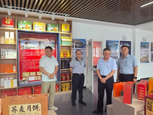 图片1 图片1